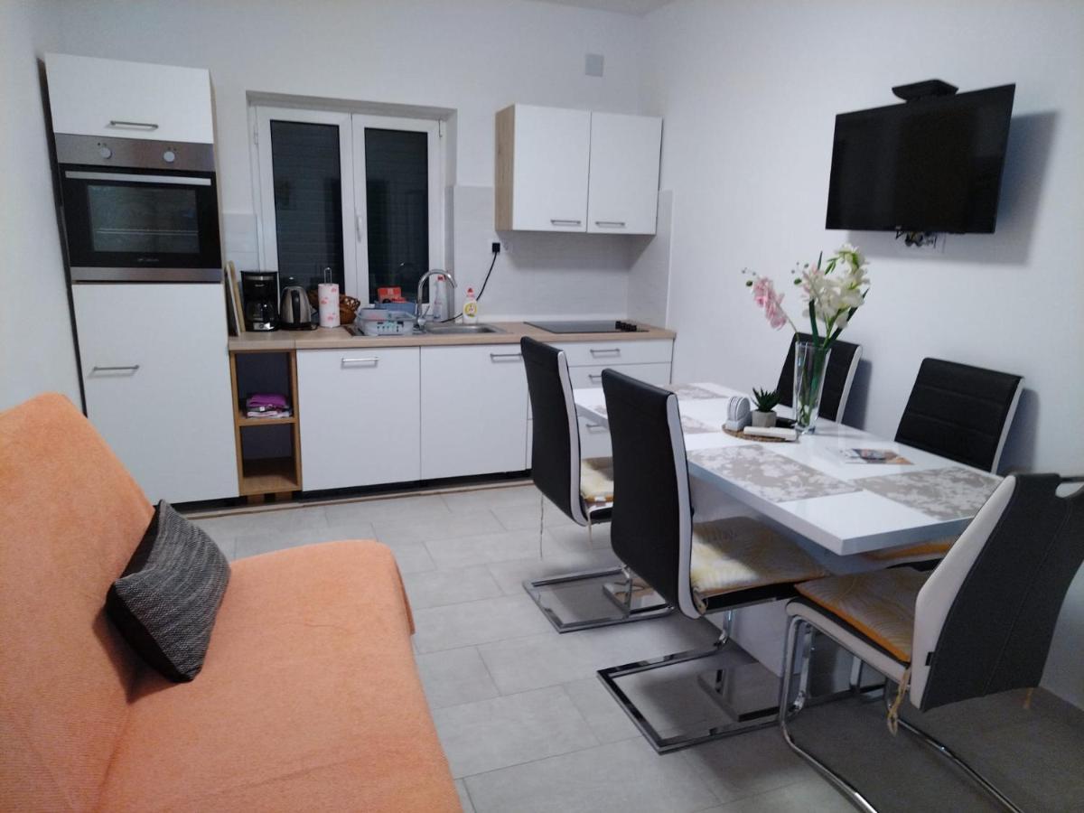 Apartmani Katarina Barbat na Rabu Exterior foto