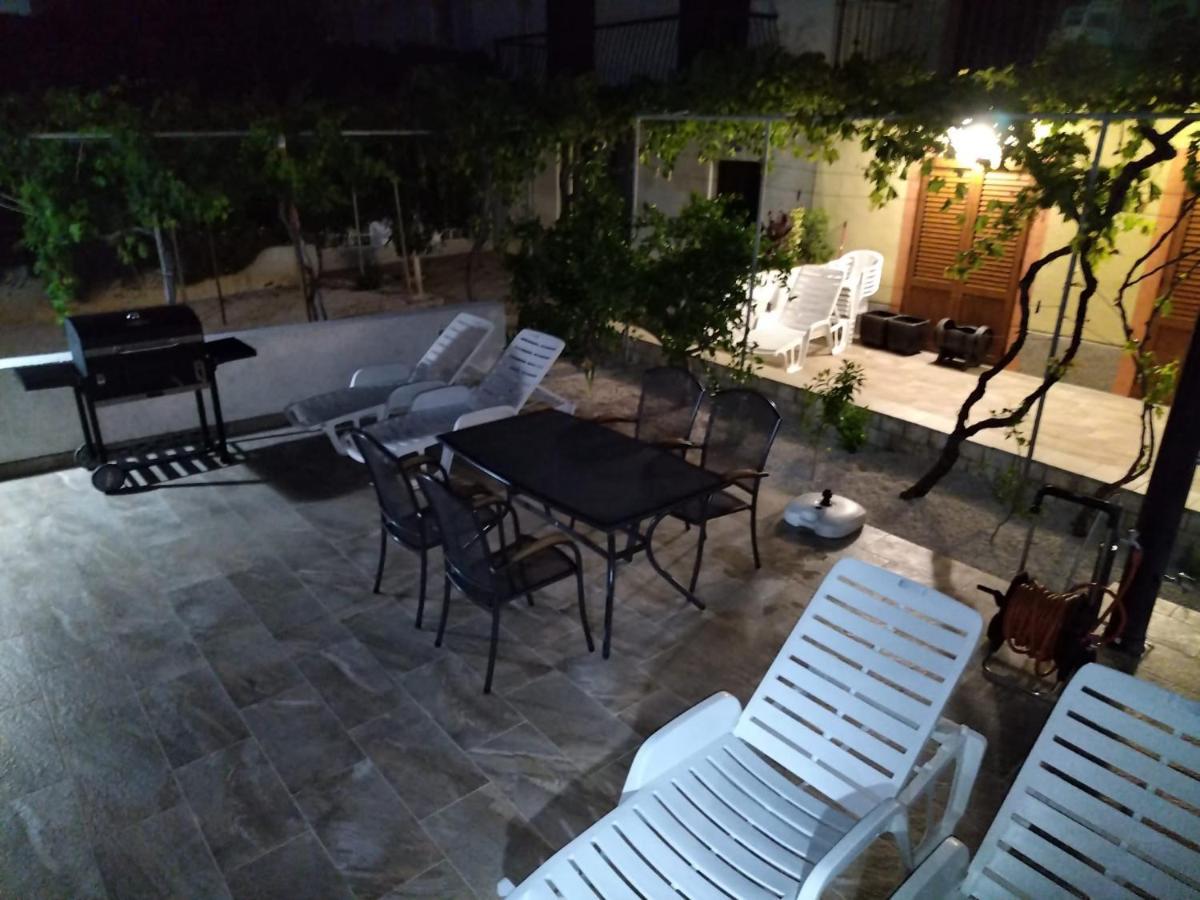 Apartmani Katarina Barbat na Rabu Exterior foto