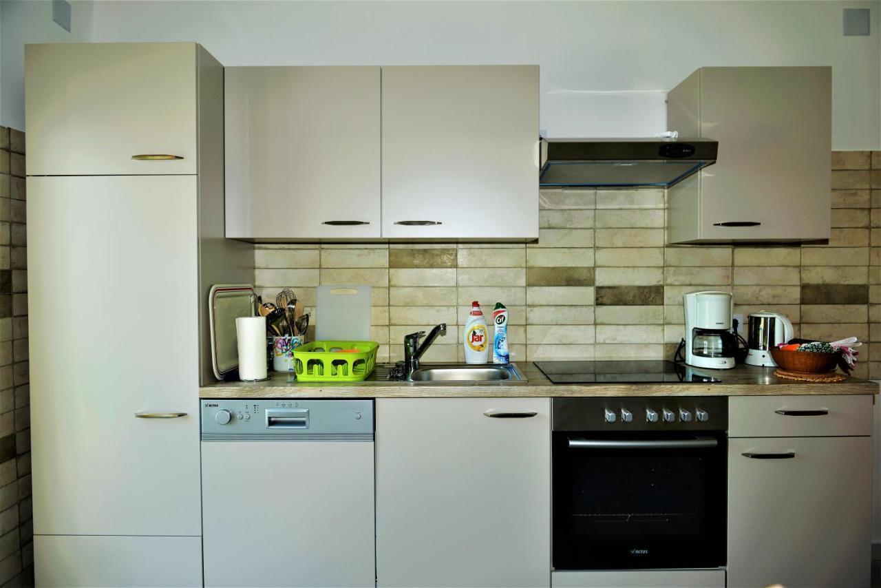 Apartmani Katarina Barbat na Rabu Exterior foto