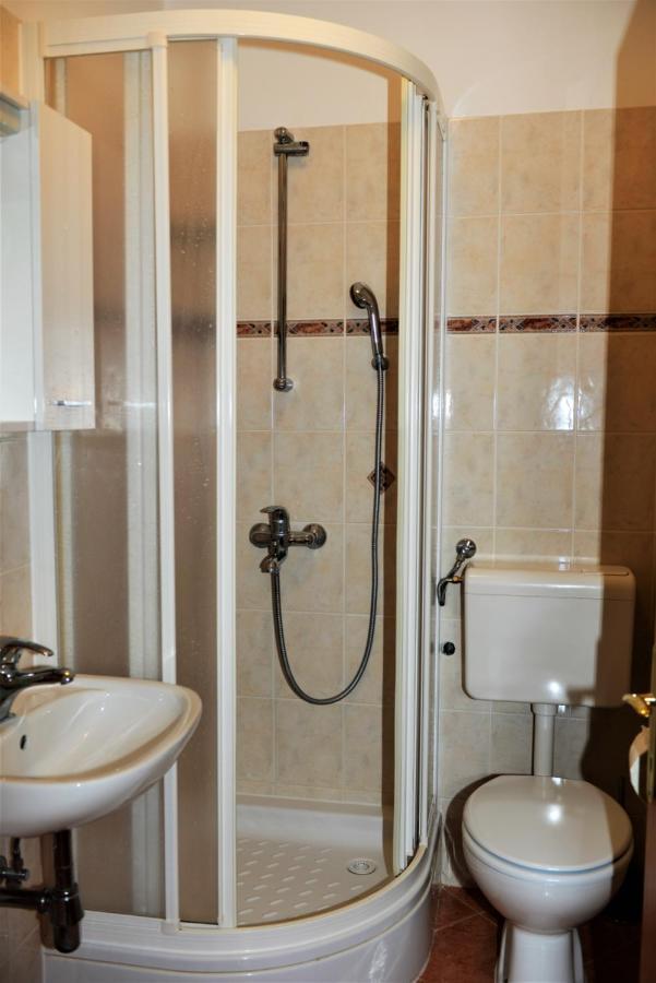 Apartmani Katarina Barbat na Rabu Exterior foto