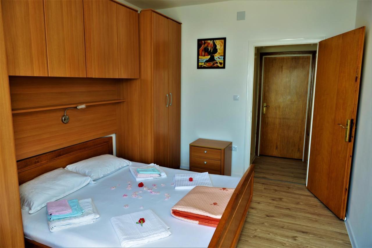 Apartmani Katarina Barbat na Rabu Exterior foto